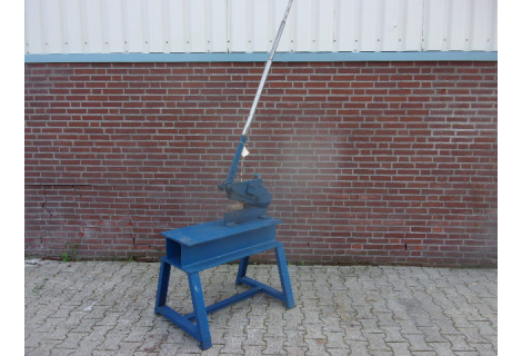 Plaatschaar, op zware voet. Gebruikt